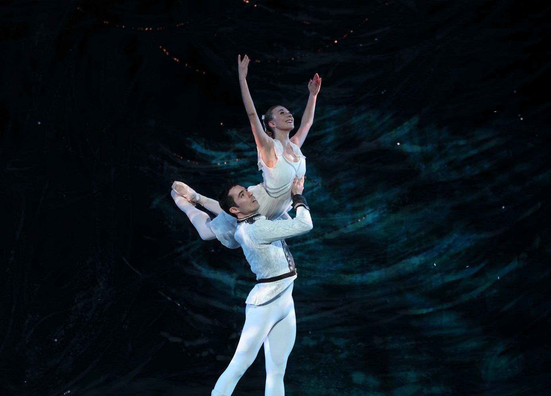 Daniel Scofield and Amber Wickey Snow Pas Brown Forman Nutcracker 2025